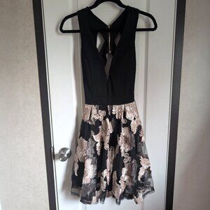 Womens' V-Neckline Dress